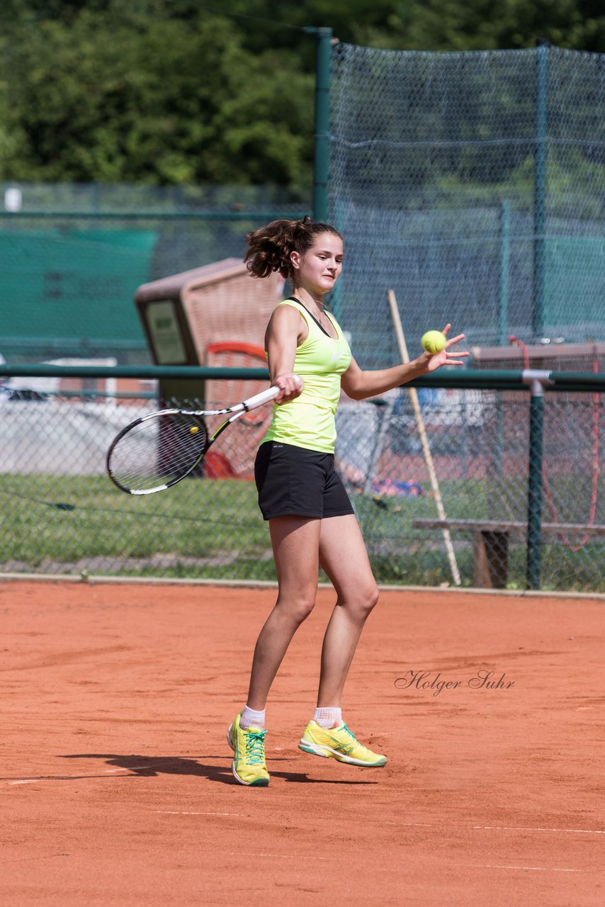 Bild 251 - Stadtwerke Pinneberg Cup Freitag